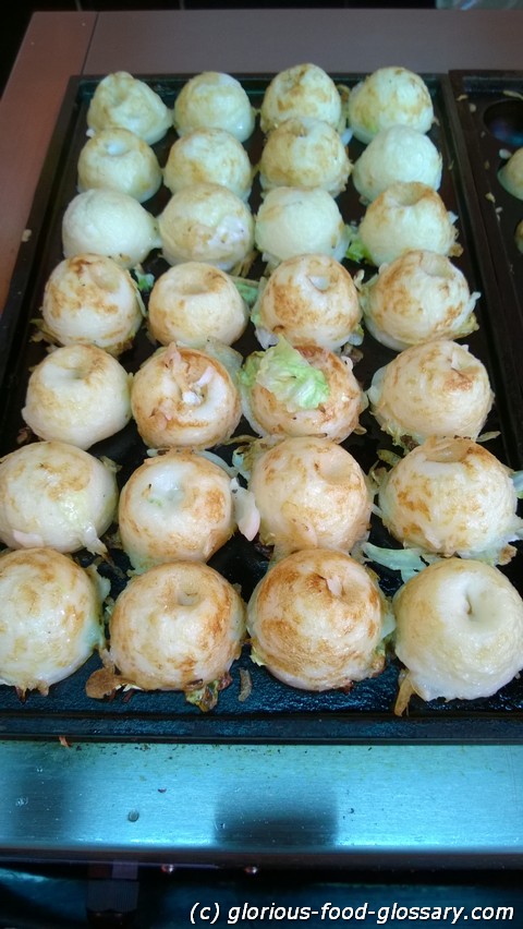 This Takoyaki is a specialty of one of the mini food stall located in a big and famous mall in San Pablo City, Laguna in Philippines. 